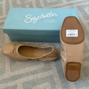 Brand NEW! Seychelles Leather Flats